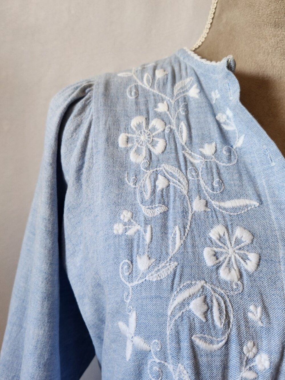 Garnet Hill Women's Size M Blue Embroidered Long Sleeve Pockets Cotton Nighty - Picture 5 of 15